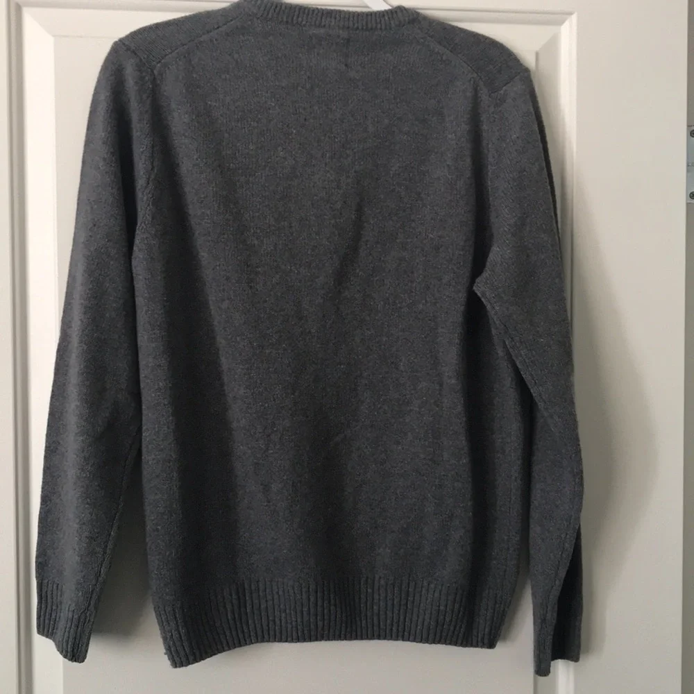 Men’s Paolo Mondo gray merino wool/cashmere v neck sweater, large